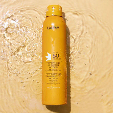 BABE Caurspīdīgs saules aizsarglīdzeklis ar SPF 50 mitrai ādai, 200 ml