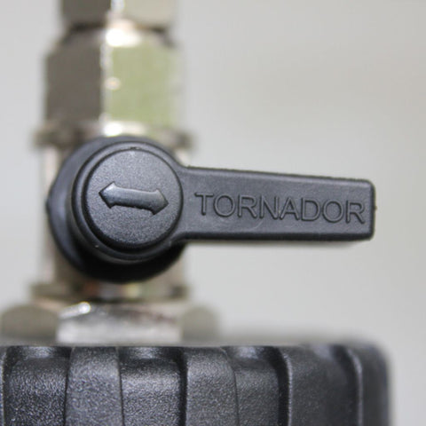Tornador® Black Z-020 RS – profesjonalne narzędzie do głębokiego czyszczenia wnętrz samochodów, ciężarówek i autobusów – agmarket.lv