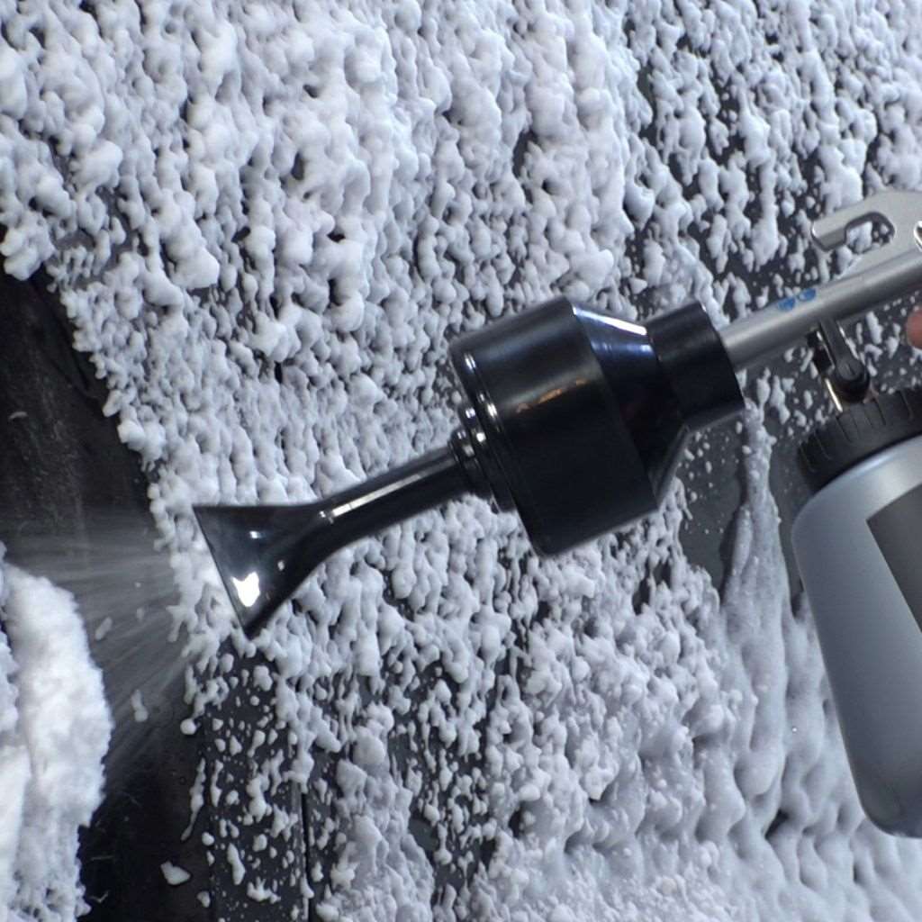 Tornador® Foam Z-011RS – professionaalne vahtgeneraator tugevalt määrdunud pindade eelpesuks – agmarket.lv

